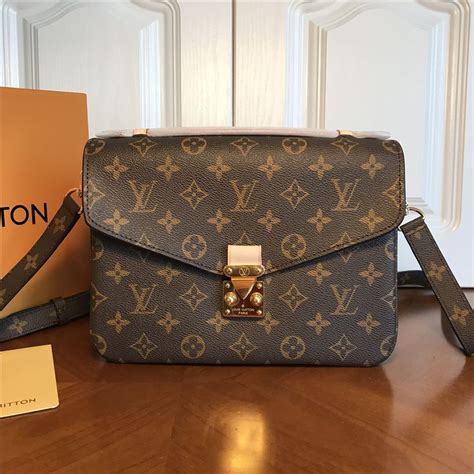 merk tas louis vuitton|Louis Vuitton lv.